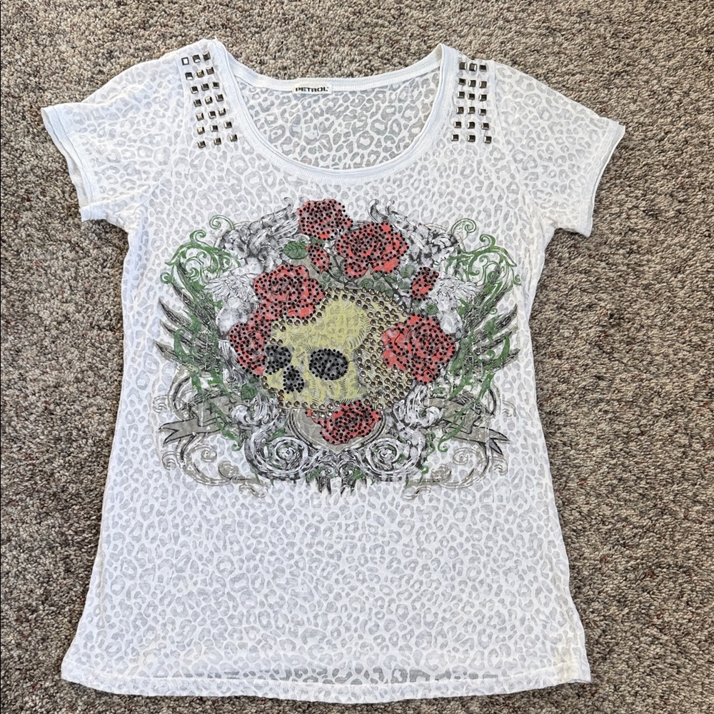 White Tee with Skull and Floral Graphic